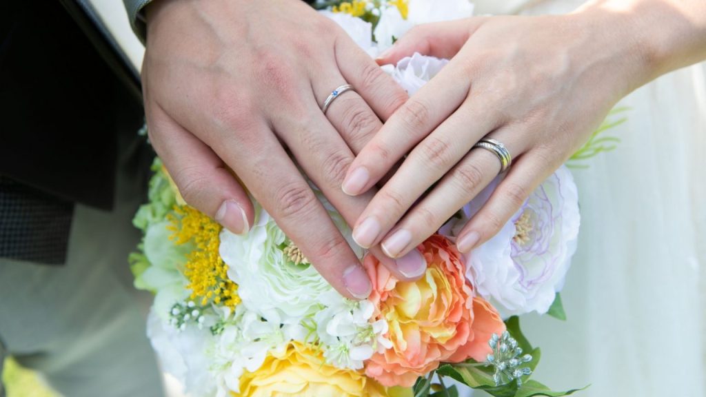 タイパ重視の人にこそおすすめ！50代以上向けオンライン結婚相談所